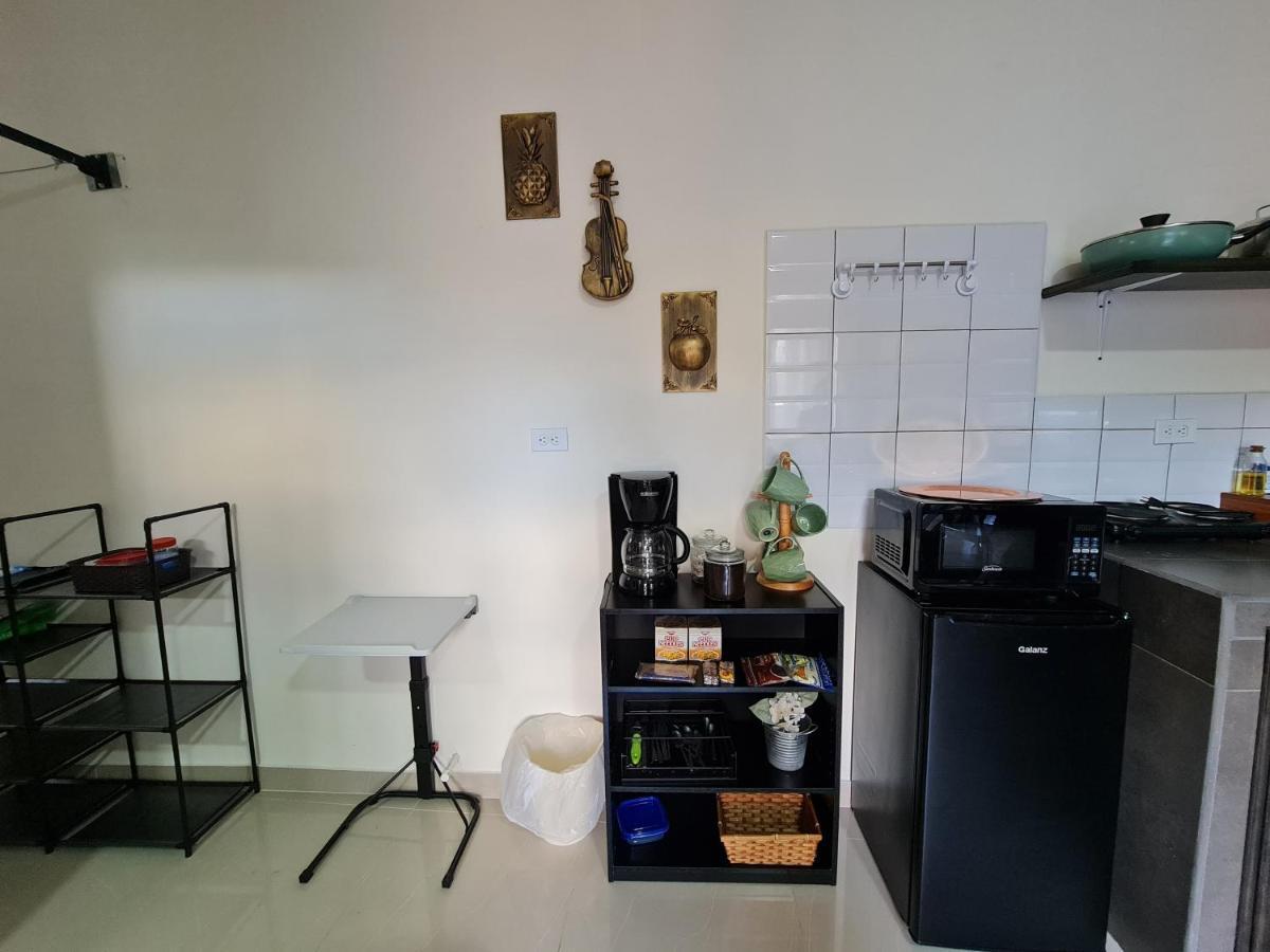 Apartamentos Ave Del Paraiso Alajuela Exteriör bild