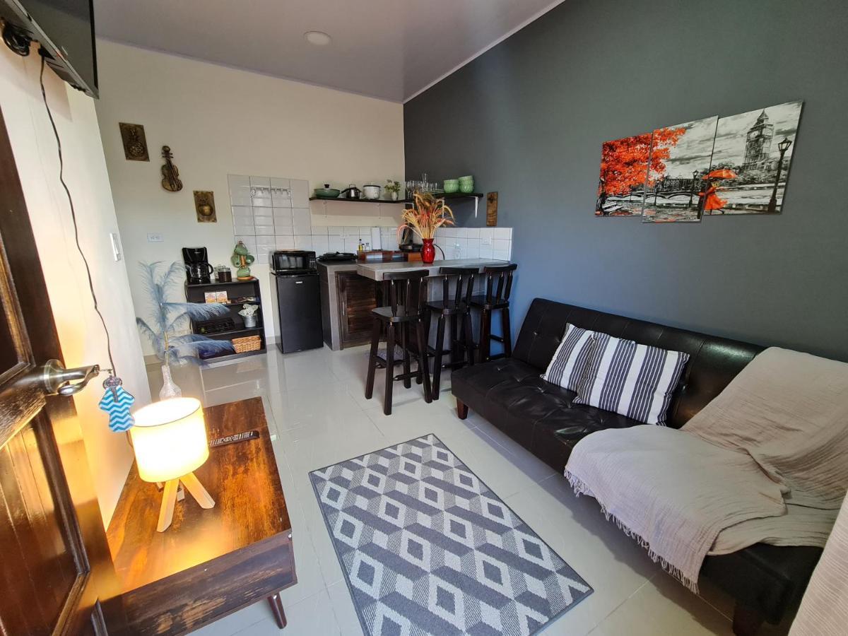 Apartamentos Ave Del Paraiso Alajuela Exteriör bild