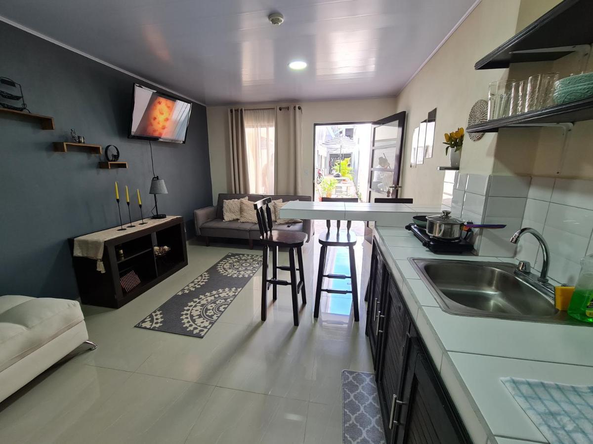 Apartamentos Ave Del Paraiso Alajuela Exteriör bild